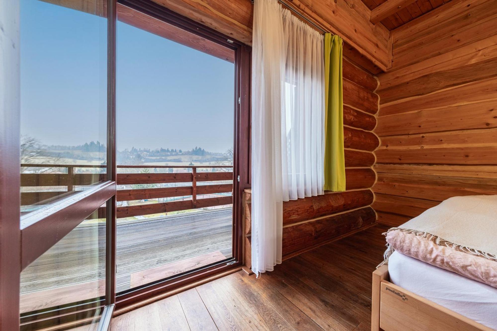 Sport-Hotel Sibenicni Vrch Mnichovice Bagian luar foto