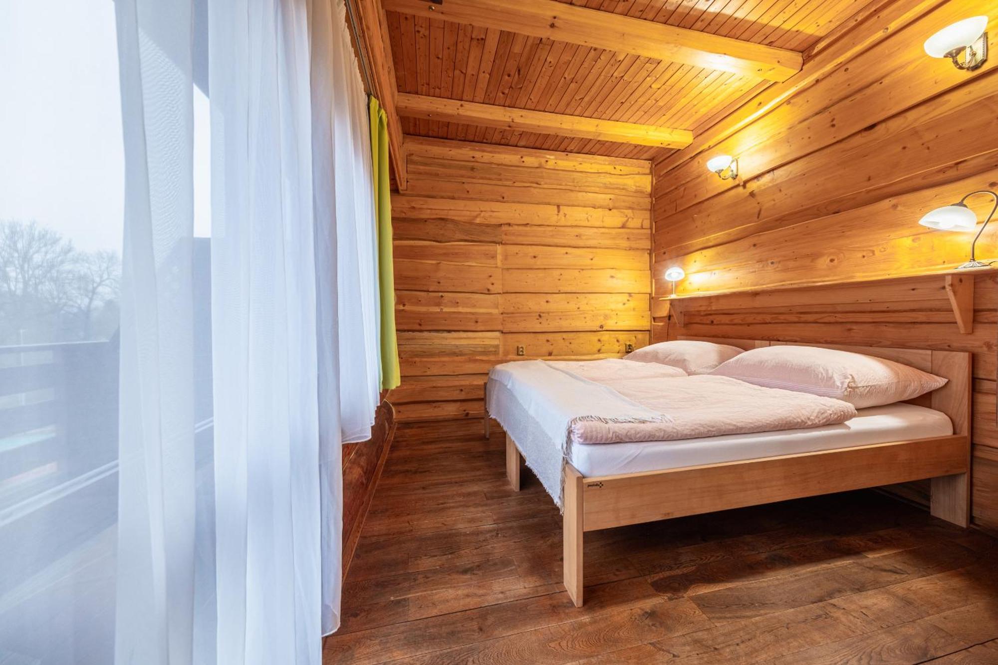 Sport-Hotel Sibenicni Vrch Mnichovice Bagian luar foto
