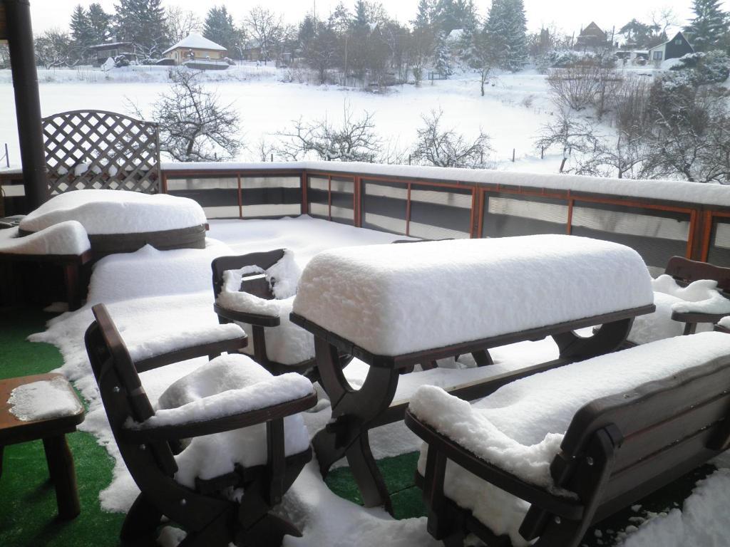 Sport-Hotel Sibenicni Vrch Mnichovice Ruang foto