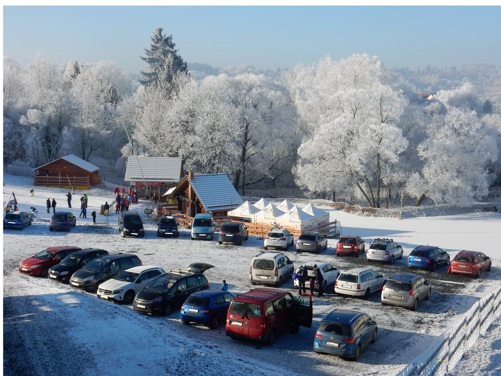 Sport-Hotel Sibenicni Vrch Mnichovice Bagian luar foto