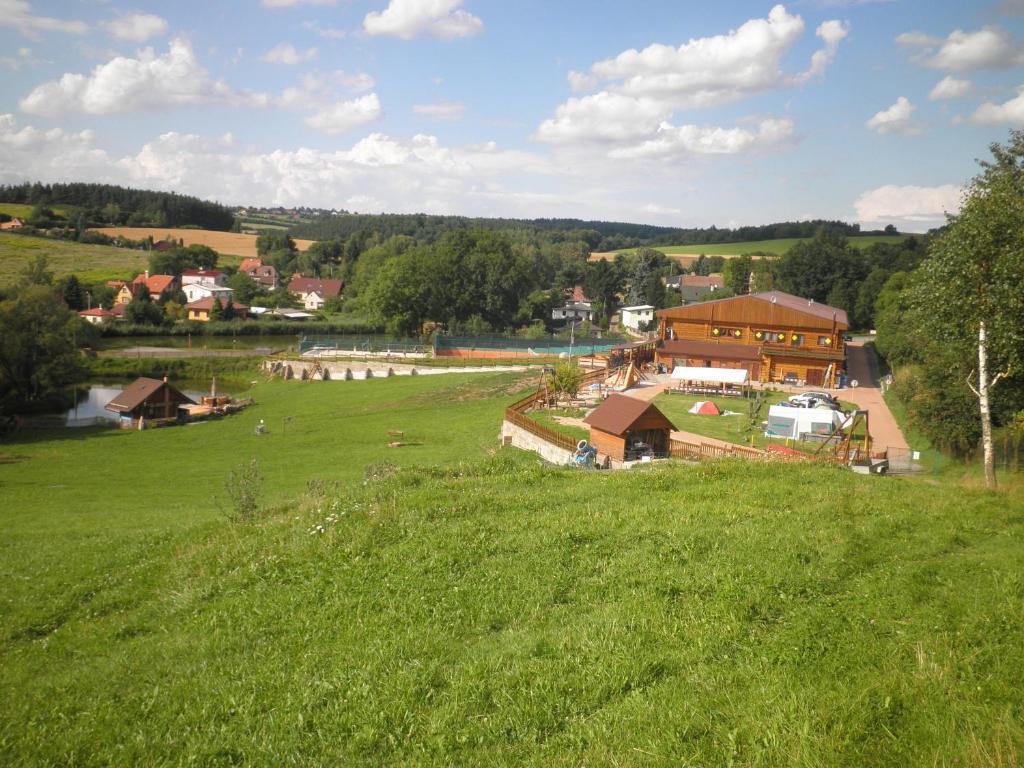 Sport-Hotel Sibenicni Vrch Mnichovice Bagian luar foto