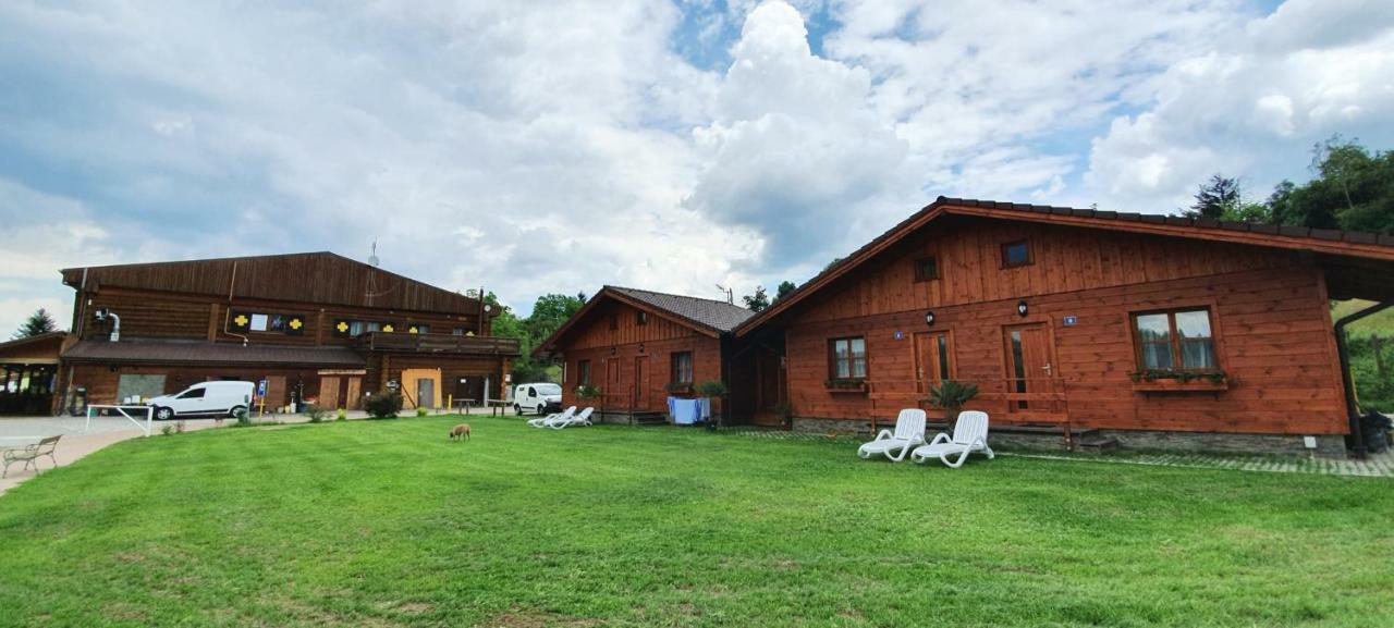 Sport-Hotel Sibenicni Vrch Mnichovice Bagian luar foto
